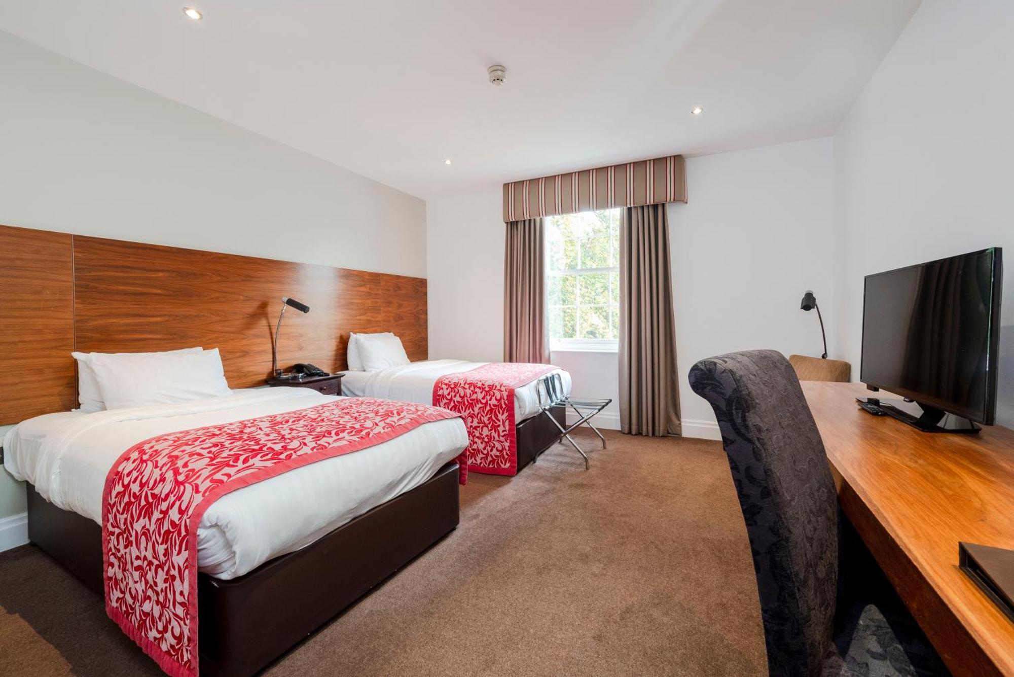 Best Western Plus Aston Hall Hotel Exterior photo